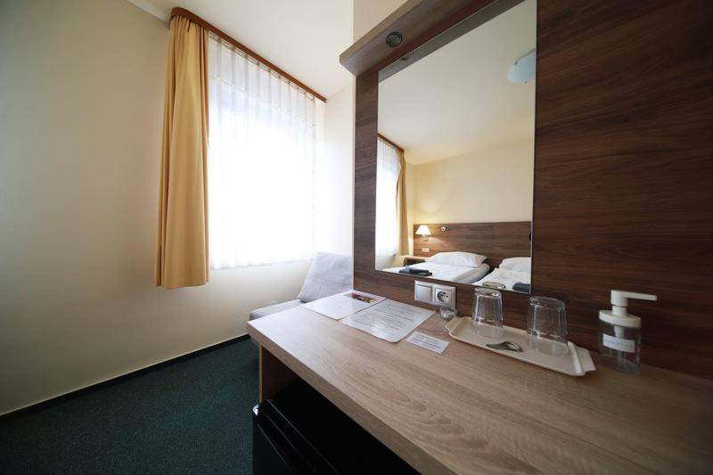 Pension Harmonie Kolín Extérieur photo