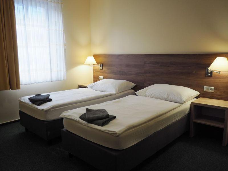 Pension Harmonie Kolín Extérieur photo
